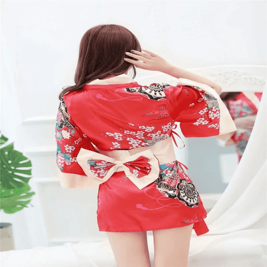 kimono séduisant courte rouge